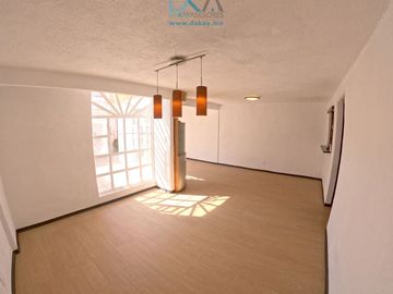 CASA EN VENTA EN BOSQUES DE ARAGON, NEZAHUALCOYOTL, EDOMEX
