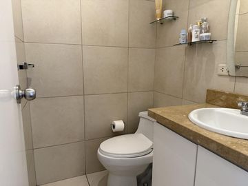 Venta de moderno Departamento 3 dorm