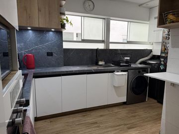 Venta de moderno Departamento 3 dorm