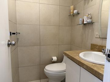 Venta de moderno Departamento 3 dorm