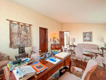Residencia de Lujo con Piscina y Terraza - A 1 Cuadra de Av. Caminos del Inca