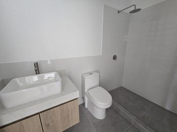 VENDO DUPLEX EN MIRAFLORES , CERCA DEL PARQUE KENNEDY