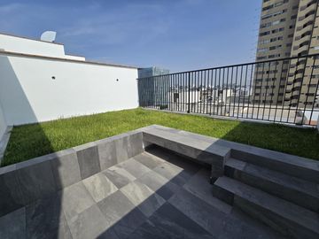 VENDO DUPLEX EN MIRAFLORES , CERCA DEL PARQUE KENNEDY