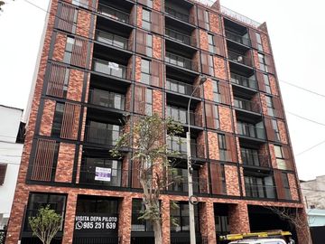 VENDO DUPLEX EN MIRAFLORES , CERCA DEL PARQUE KENNEDY
