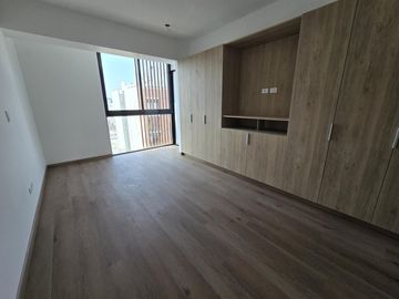 VENDO DUPLEX EN MIRAFLORES , CERCA DEL PARQUE KENNEDY