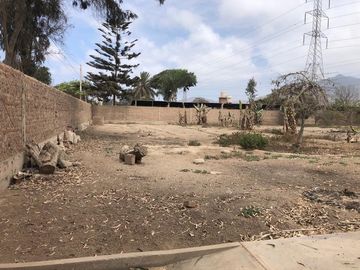 Venta de terreno en Huertos de Villena - Lurín