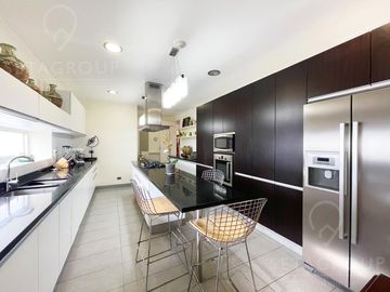 Exclusivo y moderno Duplex en Venta - A pasos del Real Club, Lima Golf y Country Club, San Isidro