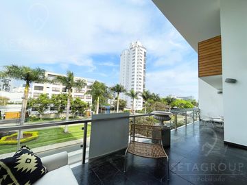 Exclusivo y moderno Duplex en Venta - A pasos del Real Club, Lima Golf y Country Club, San Isidro