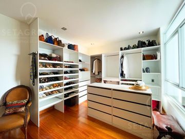 Exclusivo y moderno Duplex en Venta - A pasos del Real Club, Lima Golf y Country Club, San Isidro
