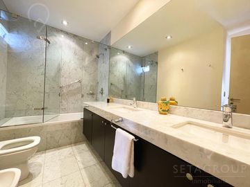 Exclusivo y moderno Duplex en Venta - A pasos del Real Club, Lima Golf y Country Club, San Isidro