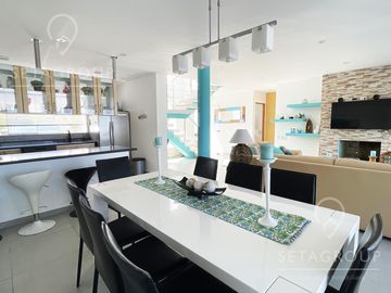 Vendo Casa de Playa, Lomas del Mar (KM. 121) - Totalmente amoblada