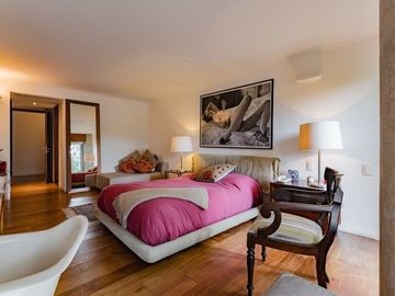 ESPECTACULAR CASA EN VENTA EN LOMAS DE BEZARES