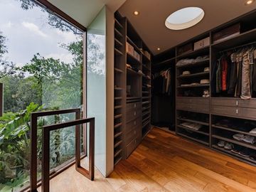 ESPECTACULAR CASA EN VENTA EN LOMAS DE BEZARES