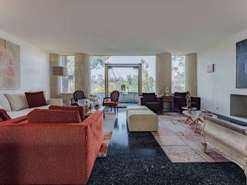 ESPECTACULAR CASA EN VENTA EN LOMAS DE BEZARES