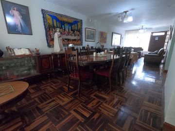 Venta de Casa con excelente ubicación en Urb Tilda  Ate Vitarte