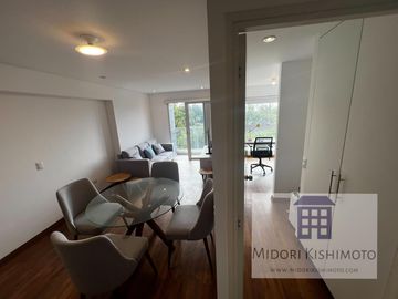 Lindo Flat frente al parque Castilla