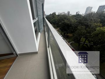 Lindo Flat frente al parque Castilla