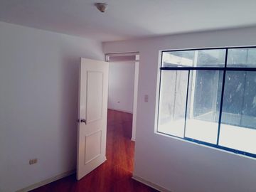 Departamento en Venta en San Martin de Porres 3piso Vista al Exterior