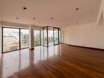 PentHouse en Urbanización Golf Los Incas, Surco