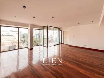 Duplex de Estreno con Piscina, Terraza y Balcón - Iluminación Natural - 3 Estacionamientos