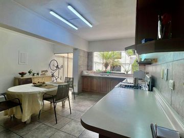 Cómoda CASA en San Antonio, MIRAFLORES