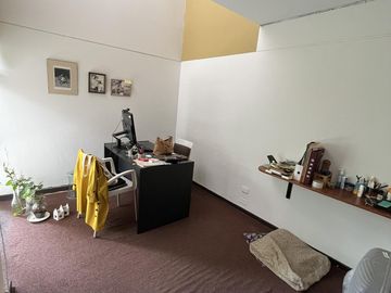 VENTA DE AMPLIA CASA EN EXCELENTE UBICACIÓN - MIRAFLORES