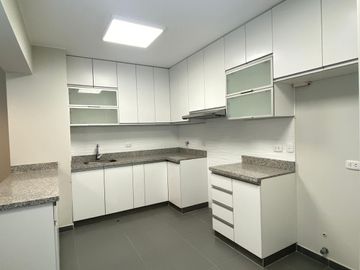 VENTA DE LINDO Y MODERNO DEPARTAMENTO DUPLEX EN EXCLUSIVO EDIFICIO - MIRAFLORES