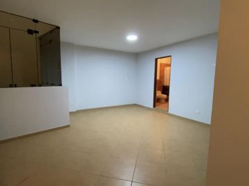VENTA DE DEPARTAMENTO EN LAS LOMAS DE LA MOLINA.