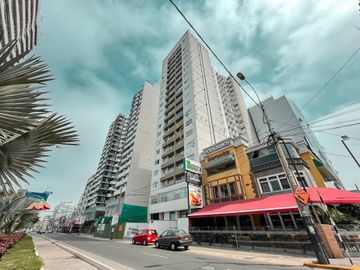Ideal para Inversión y/o Vivienda - Límite con San Isidro - Sin cochera