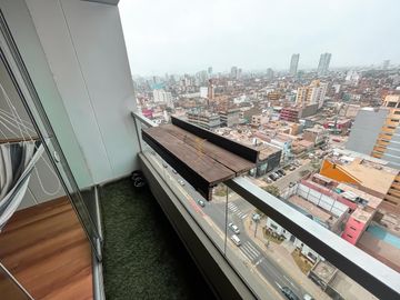 Ideal para Inversión y/o Vivienda - Límite con San Isidro - Sin cochera