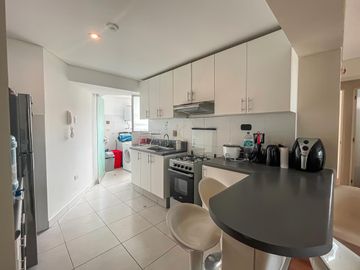 Ideal para Inversión y/o Vivienda - Límite con San Isidro - Sin cochera