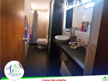 ALQUILER CASA 3 PISOS URB SAN CESAR LA MOLINA