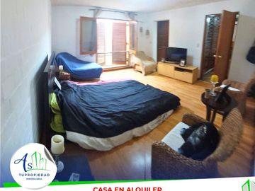 ALQUILER CASA 3 PISOS URB SAN CESAR LA MOLINA