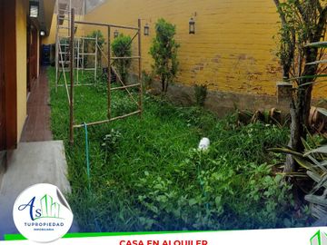 ALQUILER CASA 3 PISOS URB SAN CESAR LA MOLINA