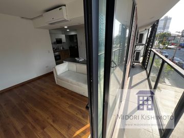 Flat en Cesar Vallejo y Arenales Altura Tip top