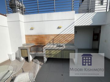 Flat en Cesar Vallejo y Arenales Altura Tip top