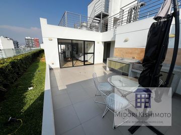 Flat en Cesar Vallejo y Arenales Altura Tip top