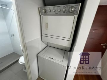 Flat en Cesar Vallejo y Arenales Altura Tip top