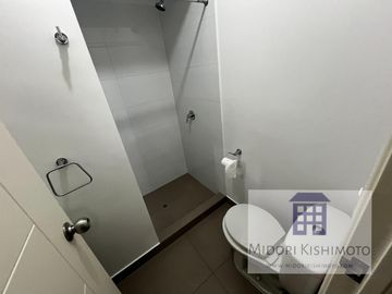Flat en Cesar Vallejo y Arenales Altura Tip top