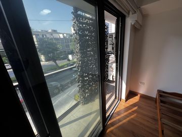 Flat en Cesar Vallejo y Arenales Altura Tip top