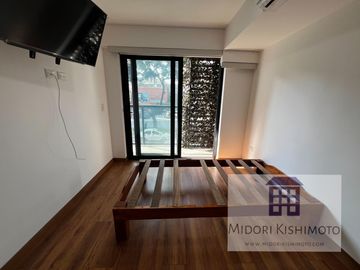 Flat en Cesar Vallejo y Arenales Altura Tip top