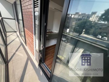 Flat en Cesar Vallejo y Arenales Altura Tip top
