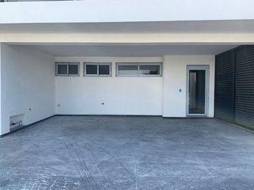 CASA NUEVA EN LA RECTA FRACC QUETZALCOATL