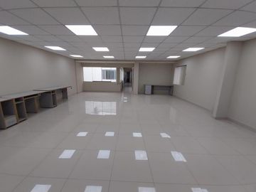 Se Alquila Edificio De 6 Pisos Para Oficinas En Magdalena Del Mar