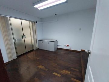 Se Alquila Edificio De 6 Pisos Para Oficinas En Magdalena Del Mar