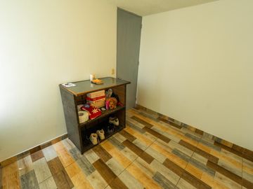 VENDO LINDO DEPA EN PUENTE PIEDRA, CONDOMINIO LOS SAUCES DE SAN-GRILA