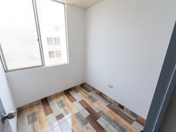 VENDO LINDO DEPA EN PUENTE PIEDRA, CONDOMINIO LOS SAUCES DE SAN-GRILA