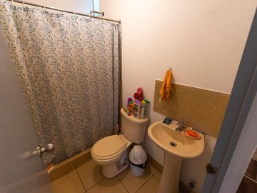 VENDO LINDO DEPA EN PUENTE PIEDRA, CONDOMINIO LOS SAUCES DE SAN-GRILA