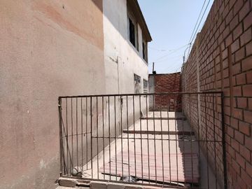 Casa de dos pisos cerca a parques en Carabayllo