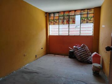 Casa de dos pisos cerca a parques en Carabayllo